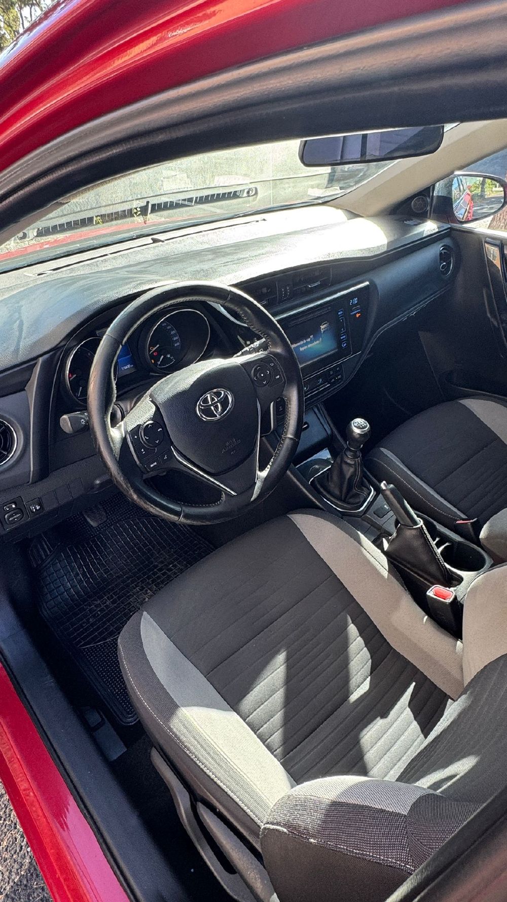Toyota Auris. Vehículo de ocasión.