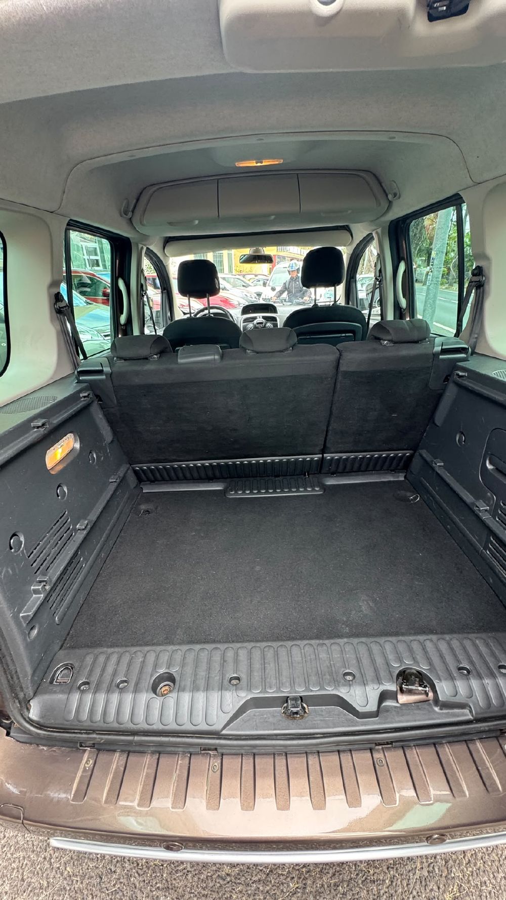 Renault Kangoo. Vehículo de ocasión.