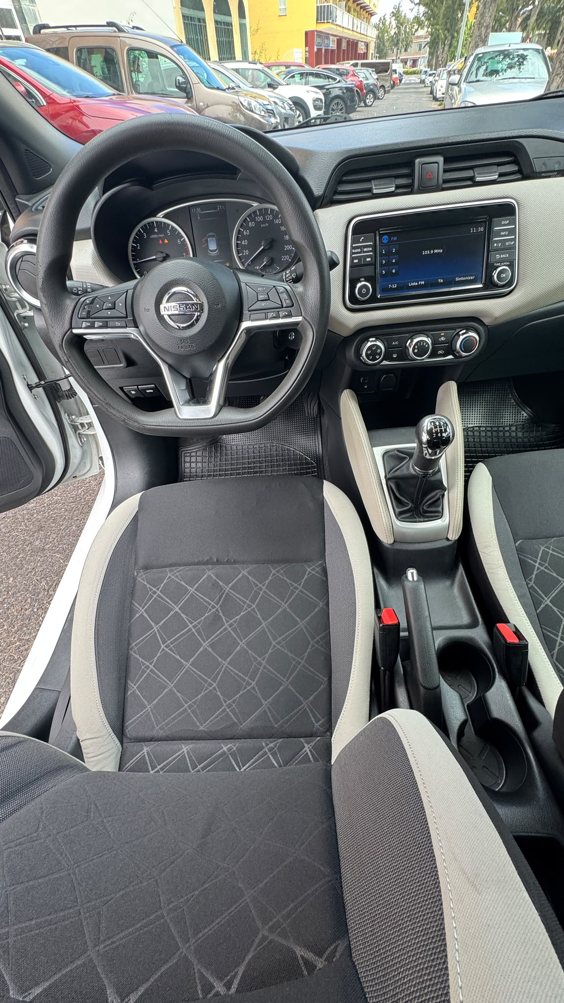 Nissan Micra. Vehículo de ocasión.