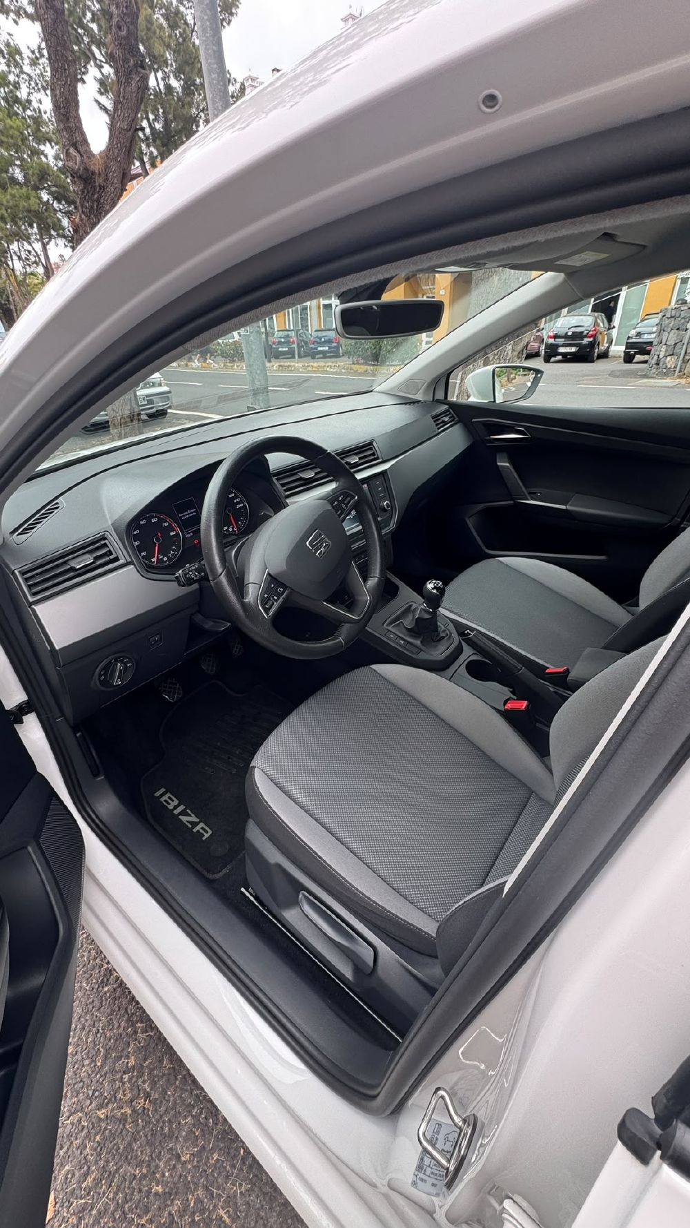 Seat Ibiza. Vehículo de ocasión.