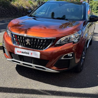 Peugeot 3008 Allure Puret. Vehículo de ocasión.