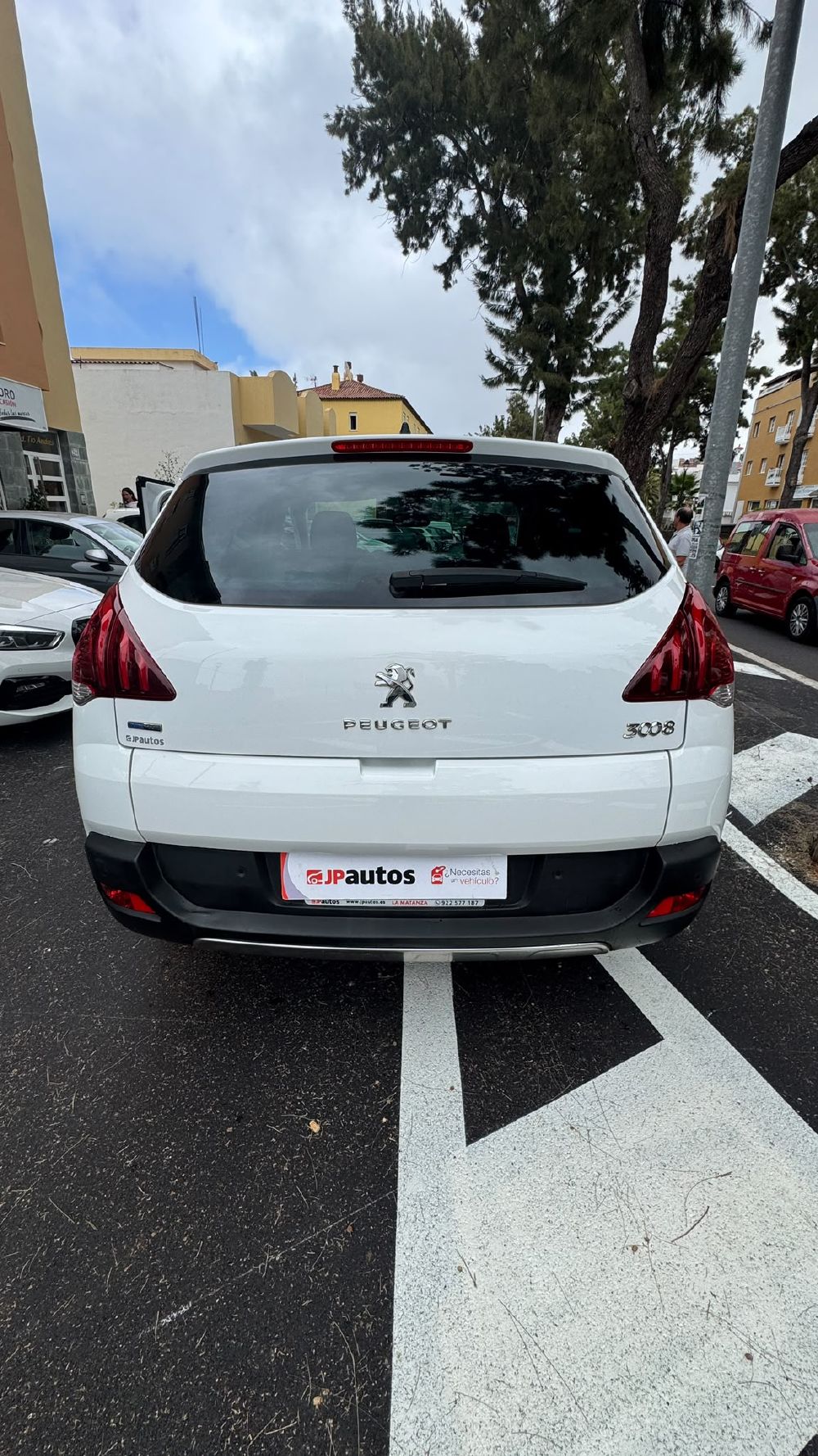 Peugeot 3008 Allure. Vehículo de ocasión.