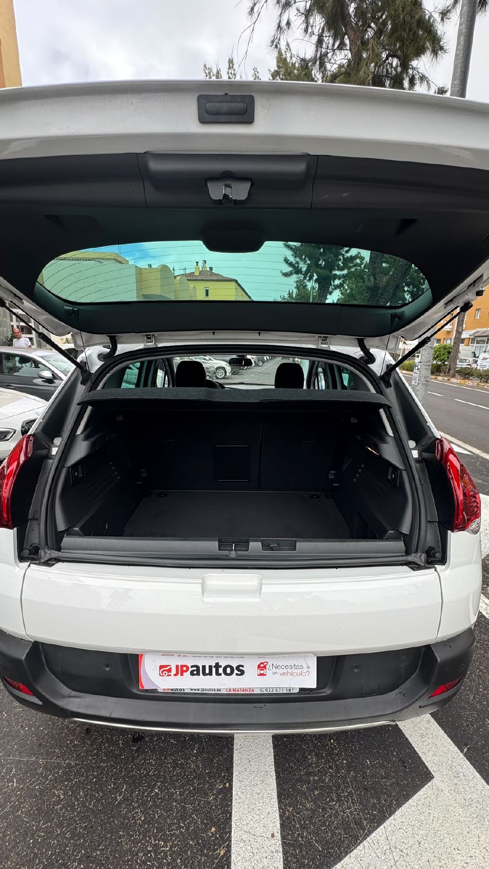 Peugeot 3008 Allure. Vehículo de ocasión.