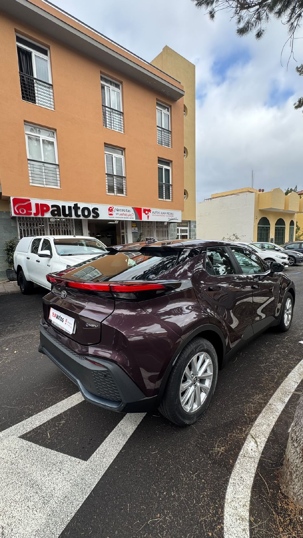 Toyota CH-R. Vehículo de ocasión.
