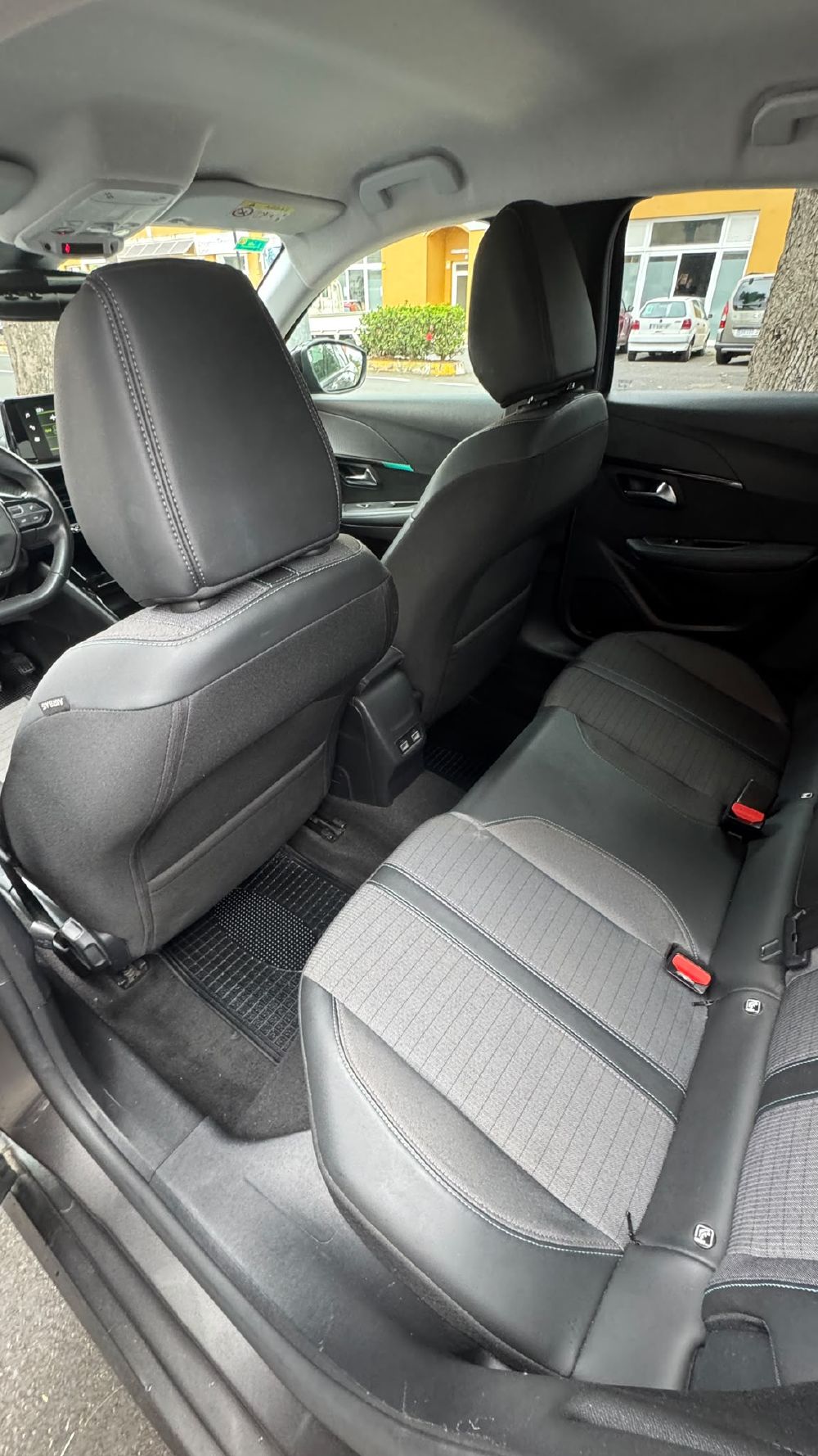 Peugeot 208. Vehículo de ocasión.